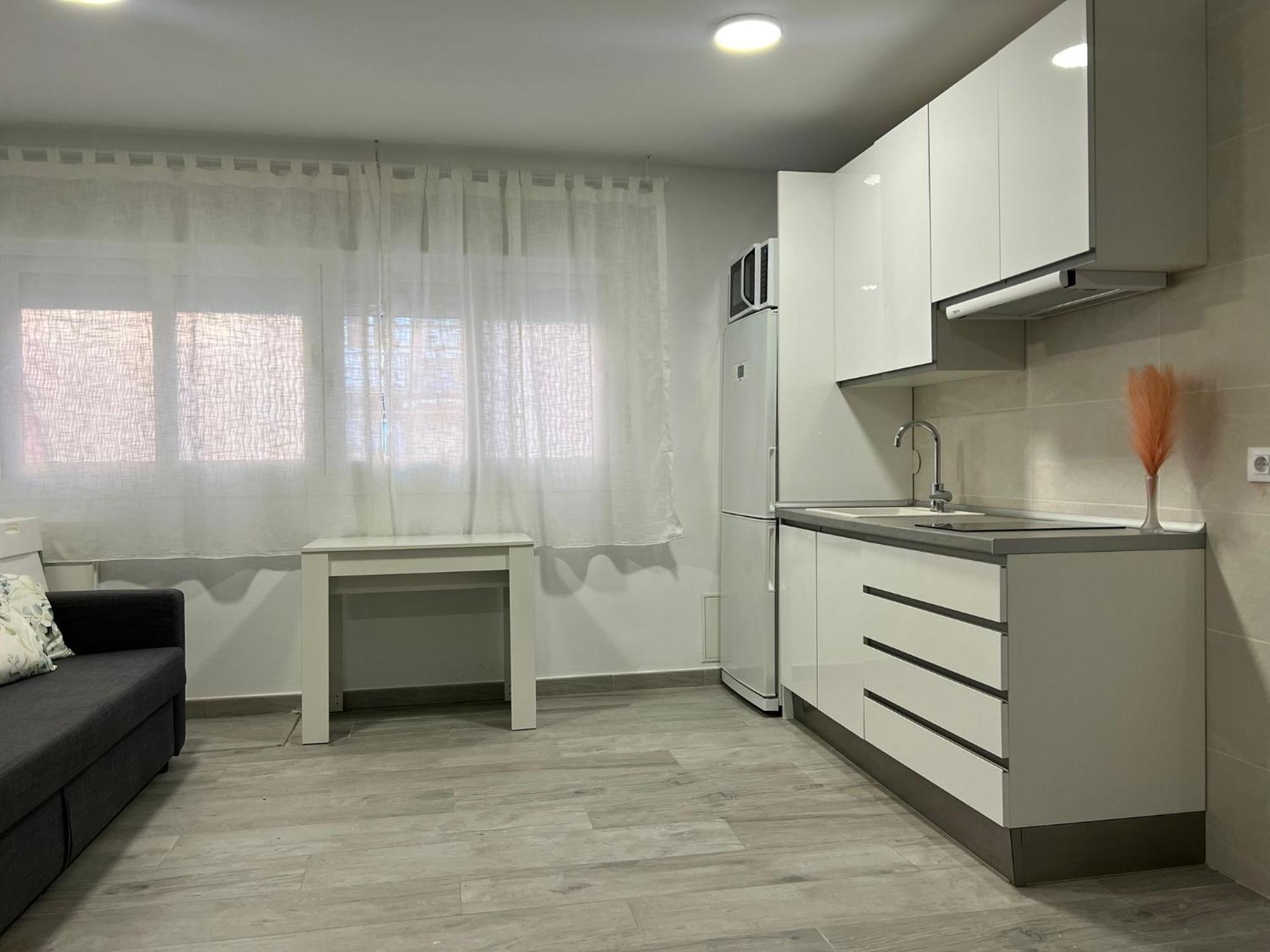 Cozy Apartment Up To 6 Persons 3 Min To Metro Madrid Exteriör bild